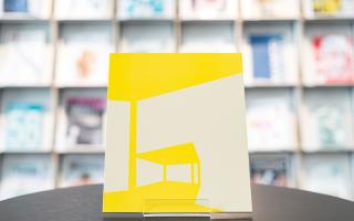 Simone Decker, Occuper dit-elle, 1998