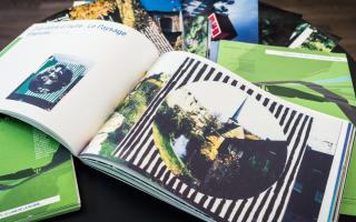 Sous les ponts, le long de la rivière…, 2001