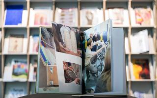 David Bernstein, « Even if it's not true, it's well found » © Casino Luxembourg – Forum d'art contemporain, 2024